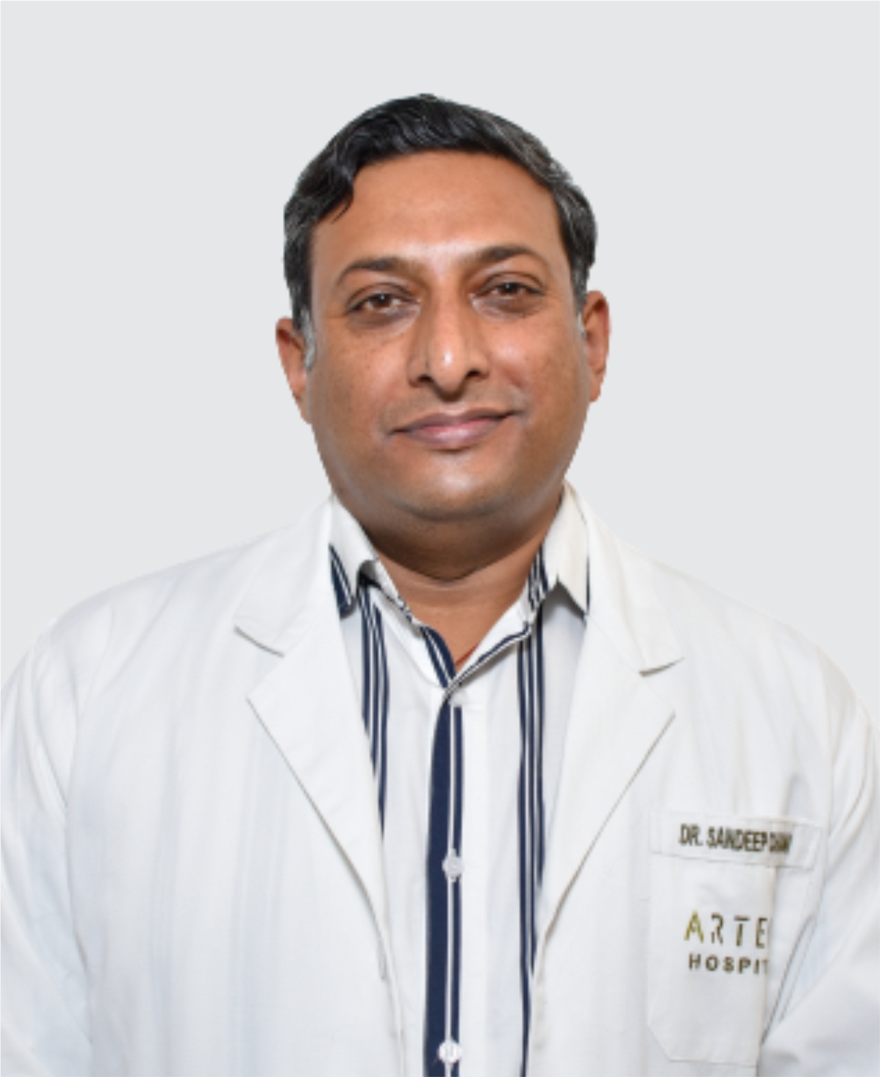 Dr. Sandeep Chauhan - Orthopaedics Doctor in Gurgaon, India